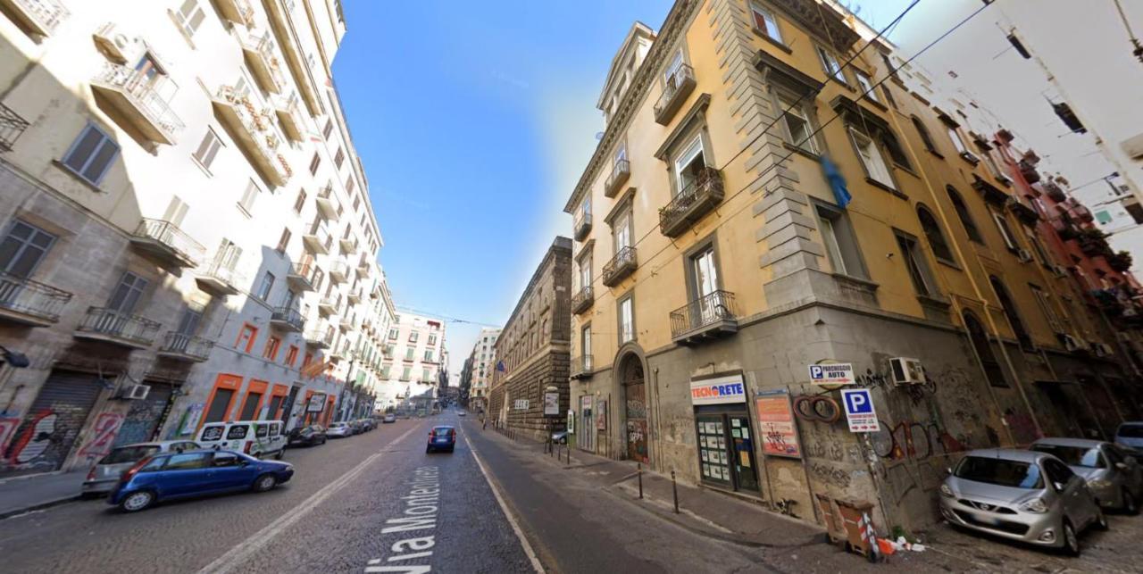 Monteoliveto 5 Bed and Breakfast Napoli Eksteriør billede